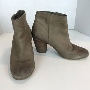 BPTan leather Booties, size 9